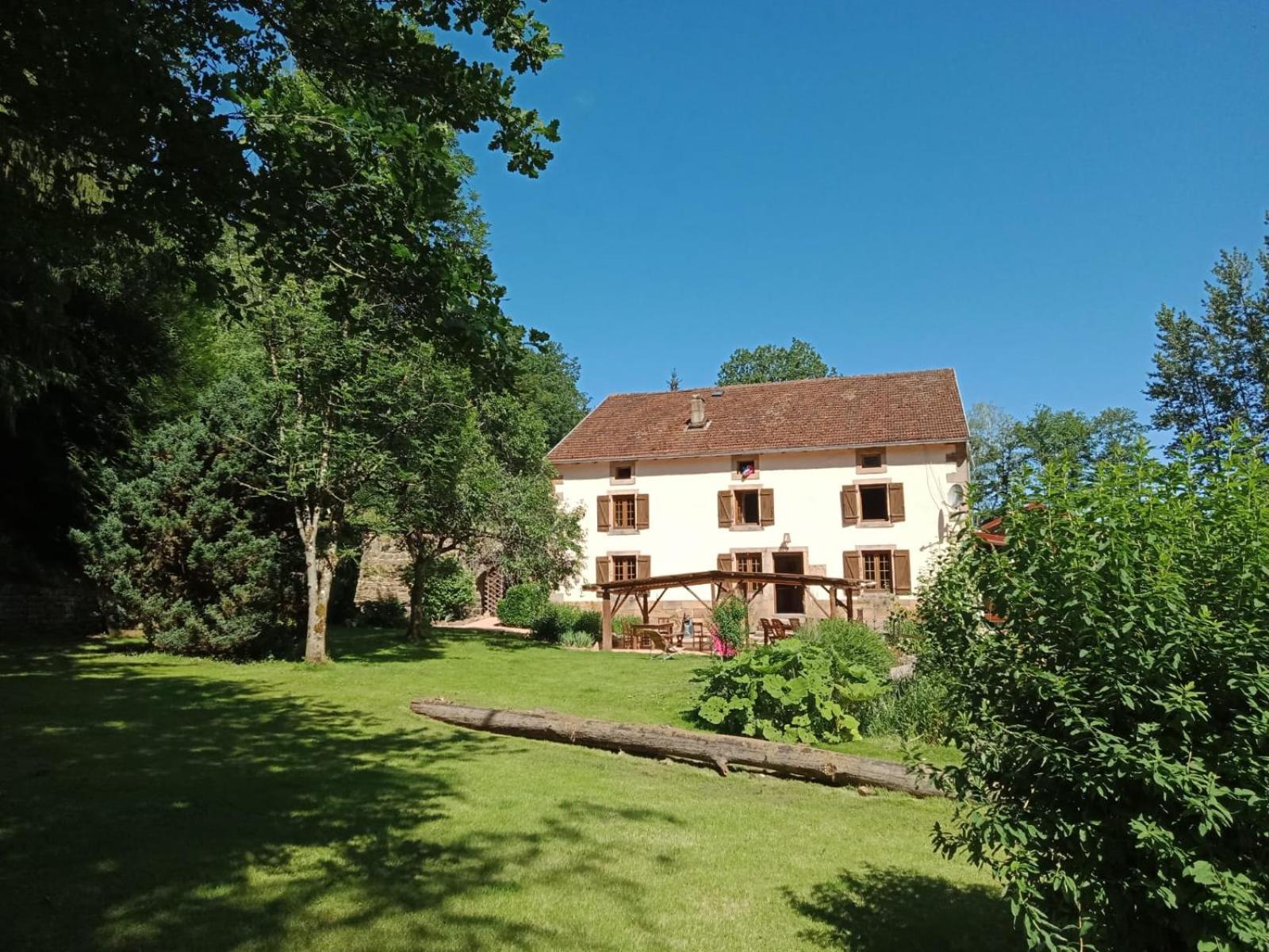 Chambres D'Hotes La Charmante Xertigny Exterior foto