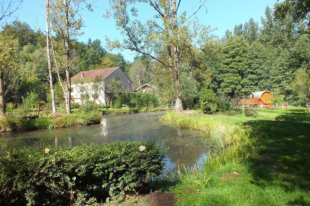 Chambres D'Hotes La Charmante Xertigny Exterior foto